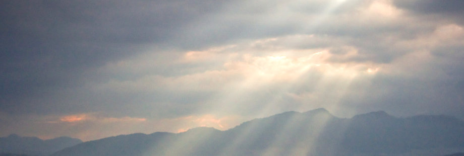 "Discovering God Together"  "Juntos Descubriendo a Dios"